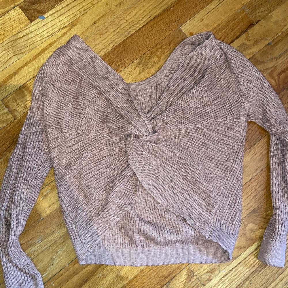 🖤Mid knot cropped sweater🖤